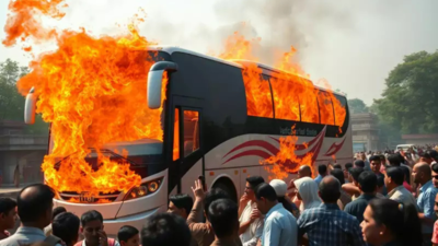 Bus fire in Vrindavan claims life of Maha Kumbh pilgrim