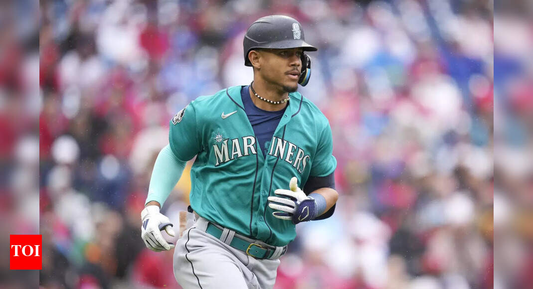 Seattle Mariners' Julio Rodriguez’s scenic Japan getaway raises eyebrows among fans about his relationship with Jordyn Huitema