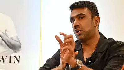 'Big fan of Tendulkar doesn't mean I will talk poorly of Dravid': Ashwin criticises fan wars on social media