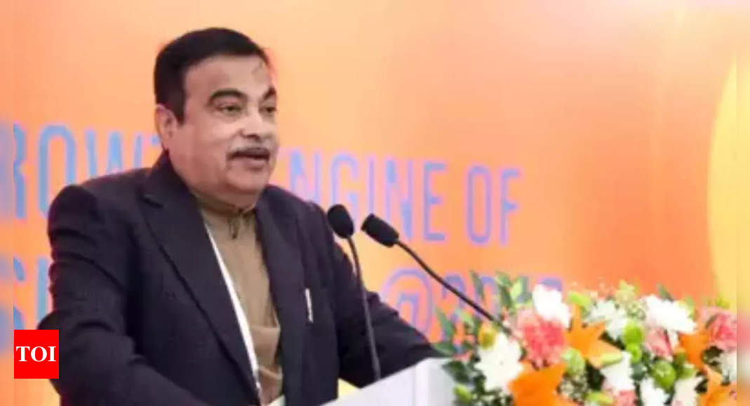 Good Samaritans helping accident victims to get Rs 25,000 reward: Gadkari