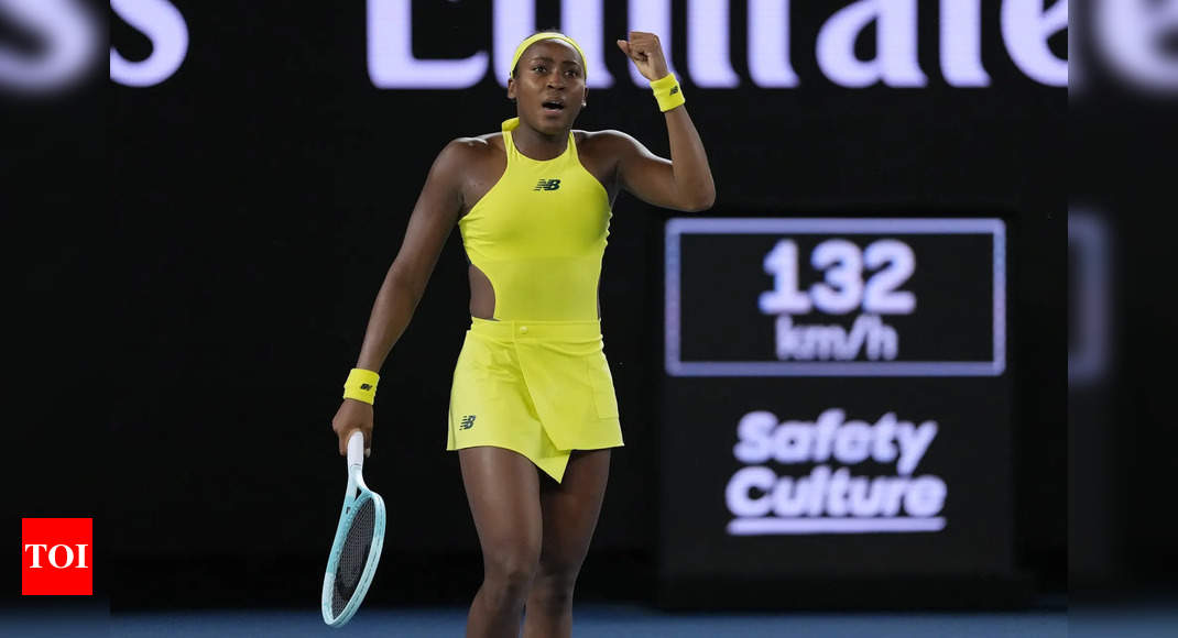 Coco Gauff's unbeaten run continues, advances to Australian Open third round