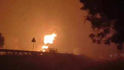 Chemical tanker crash causes massive fire on Delhi-Jaipur highway near Kotputli, traffic hit