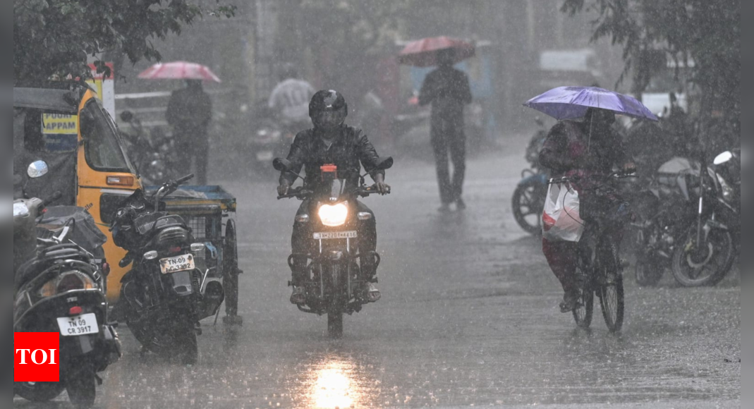 Delhi weather update: IMD issues yellow alert; rainfall predicted till Sunday