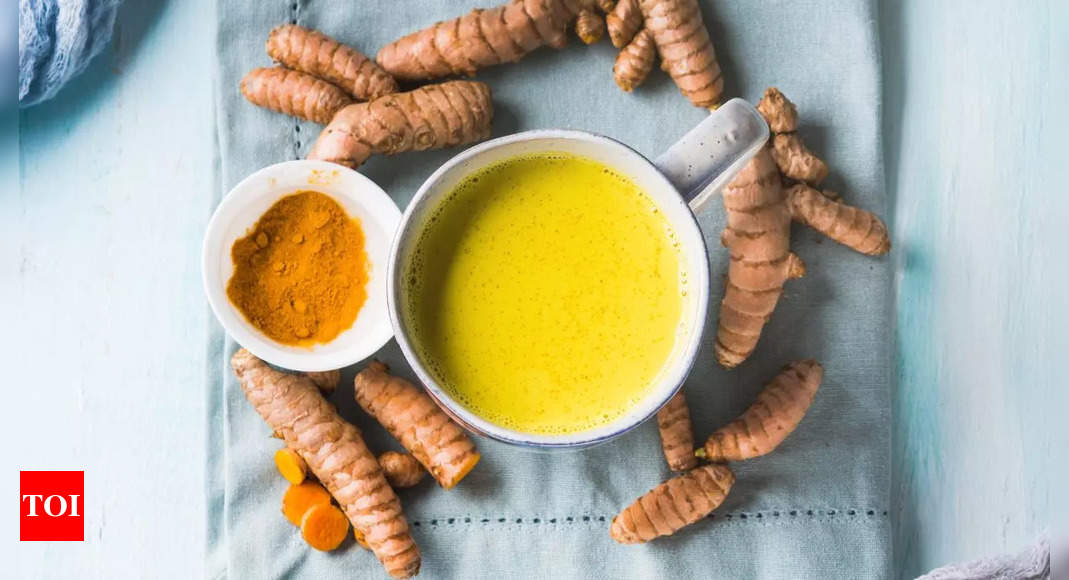 7 Ways to check the purity of turmeric powder