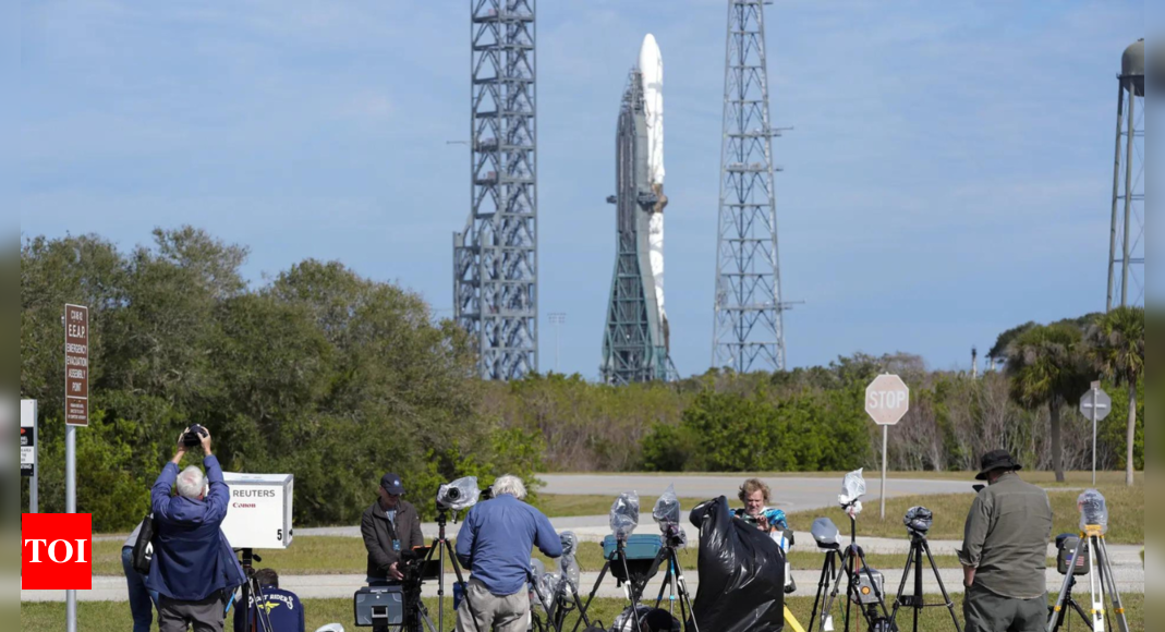 Jeff Bezos’ Blue Origin efficiently launches New Glenn rocket on maiden flight – Times of India