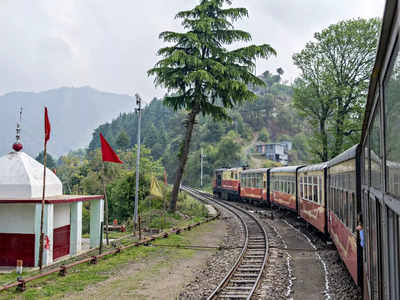 6 reasons to hop on the Kalka-Shimla train for an unforgettable journey