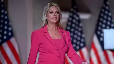 ‘How old is she?’ Pam Bondi, 59, shocks netizens with her youthful look