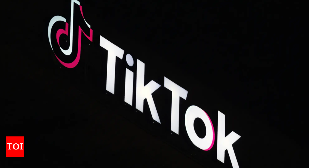 ‘TikTok preparing to shut down app in US on Sunday’