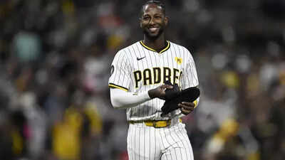 Famous sportscaster hints at Jurickson Profar re-signing with Padres for $8 million deal after standout 2024 season