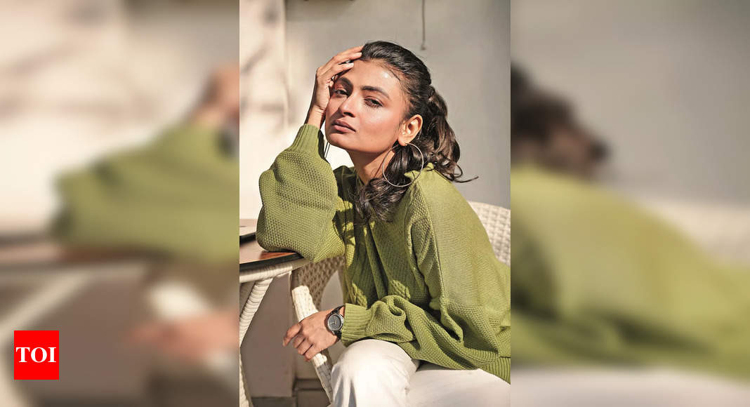 Toast of the town: Tanika Basu gets candid with Calcutta Times