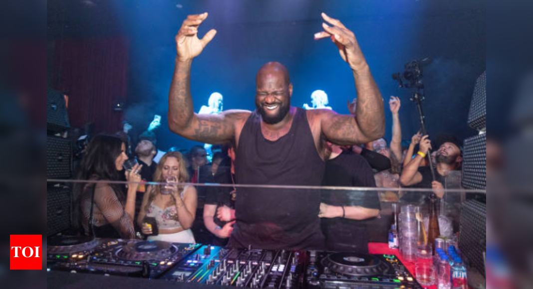 Shaquille O'Neal - How An NBA Rookie of The Year Became a Platinum Certified Hip-hop Rapper