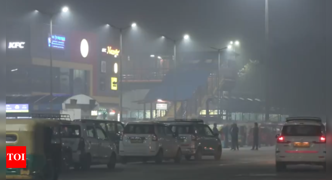 Fog disrupts Delhi: Over 40 trains delayed amid cold wave