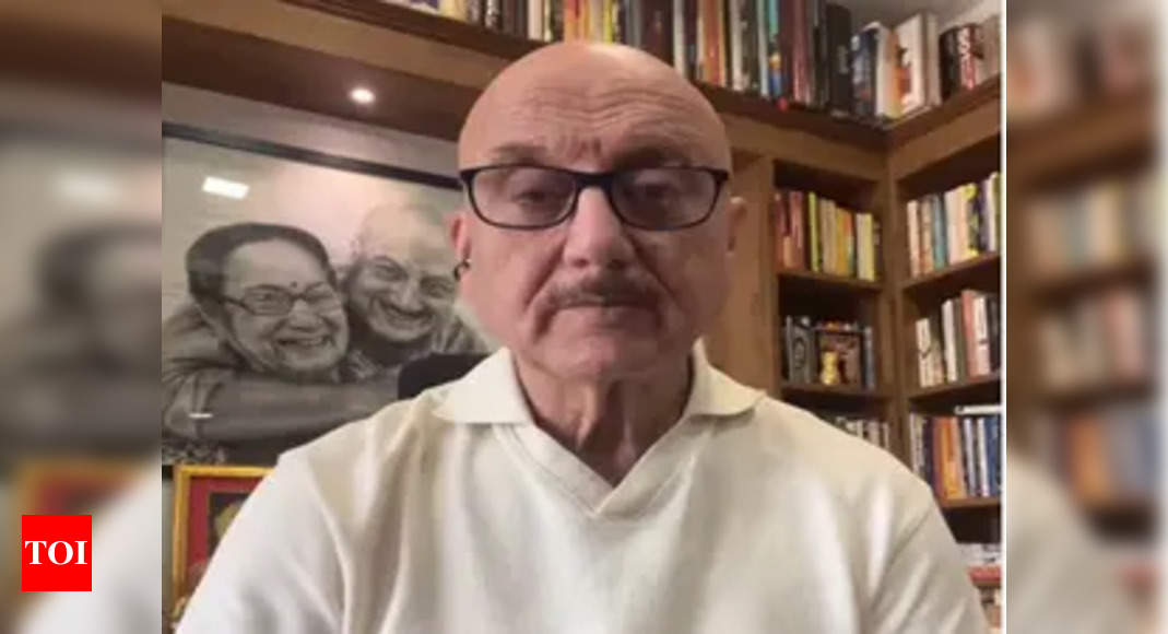 Anupam Kher recites heartfelt poem on Kashmiri Hindus Exodus Day