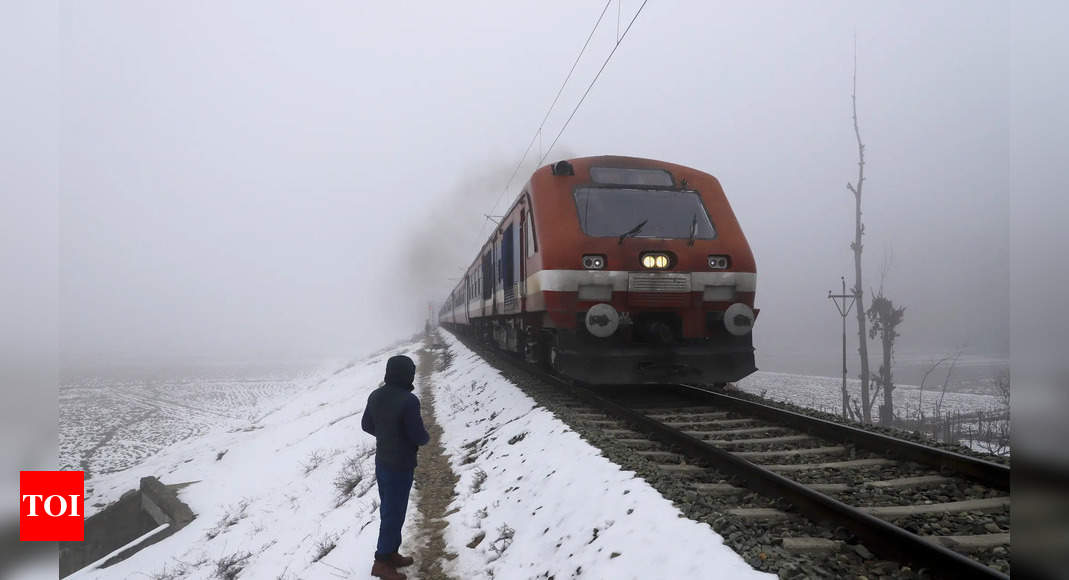 22-bogie train's 1st trial run between Katra-Srinagar stations a success