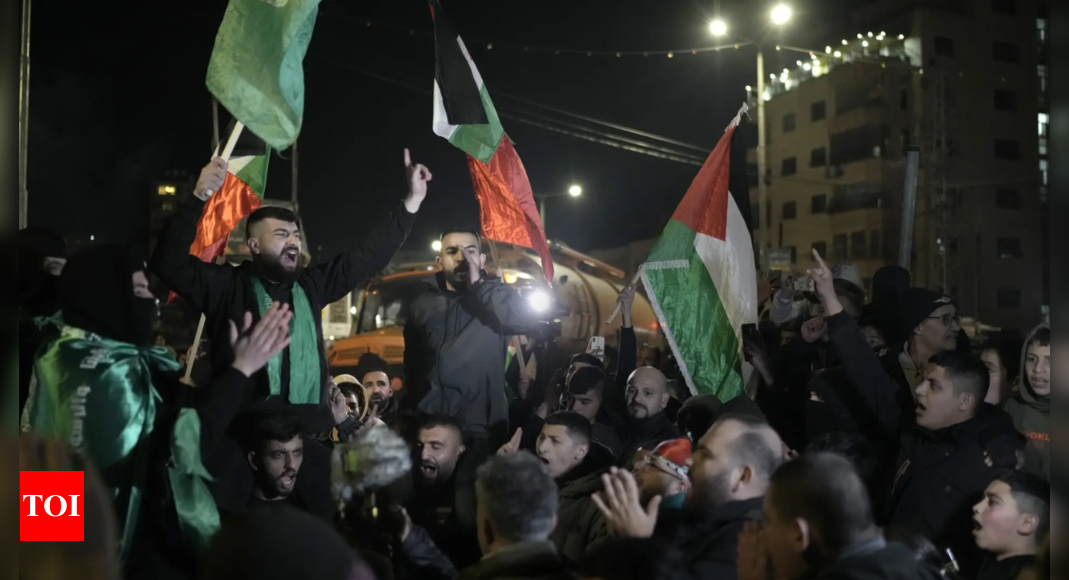 Israel releases 90 Palestinian detainees in landmark ceasefire deal