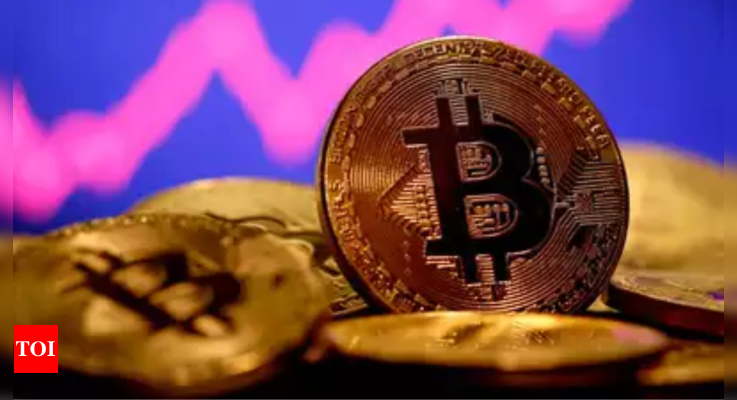 Bitcoin rises to fresh record ahead of Trump inauguration in US