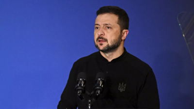 Ukraine detains senior army medical official in graft probe