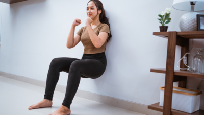 Wall squats: 6 reasons why is the ultimate exercise for strong legs