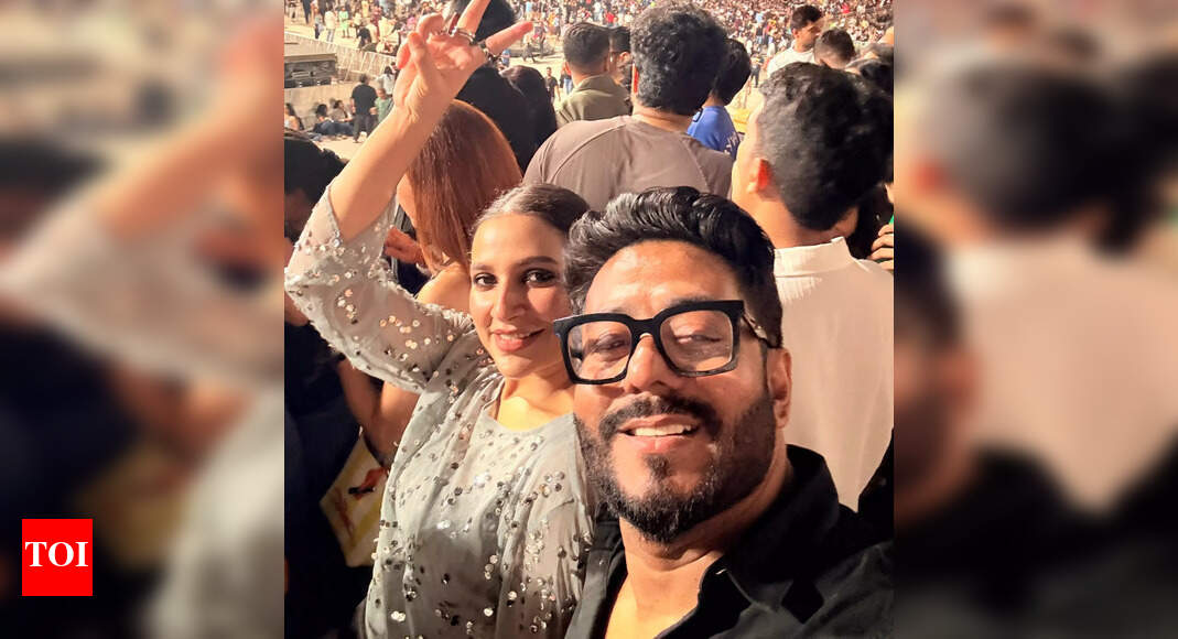 Subhashree and Raj’s Fix You moment at Coldplay’s Mumbai concert ...