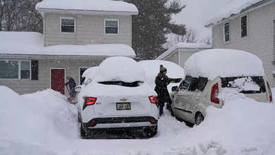 Over 500 schools close for two days as extreme cold grips Northeast Ohio – The Times of India