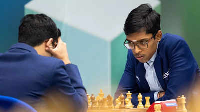 Tata Steel Chess 2025: R Praggnanandhaa becomes sole leader; India No. 1 Arjun Erigasi blunders into another defeat | Chess News – The Times of India