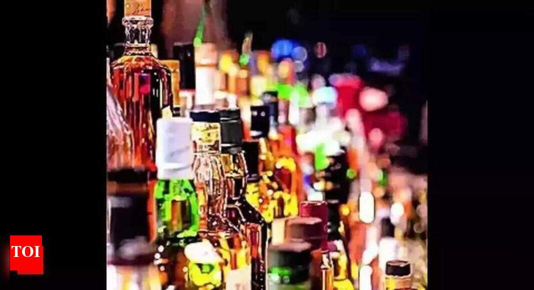 No liquor for Delhiites from Feb 3-5, February 8 due to assembly poll