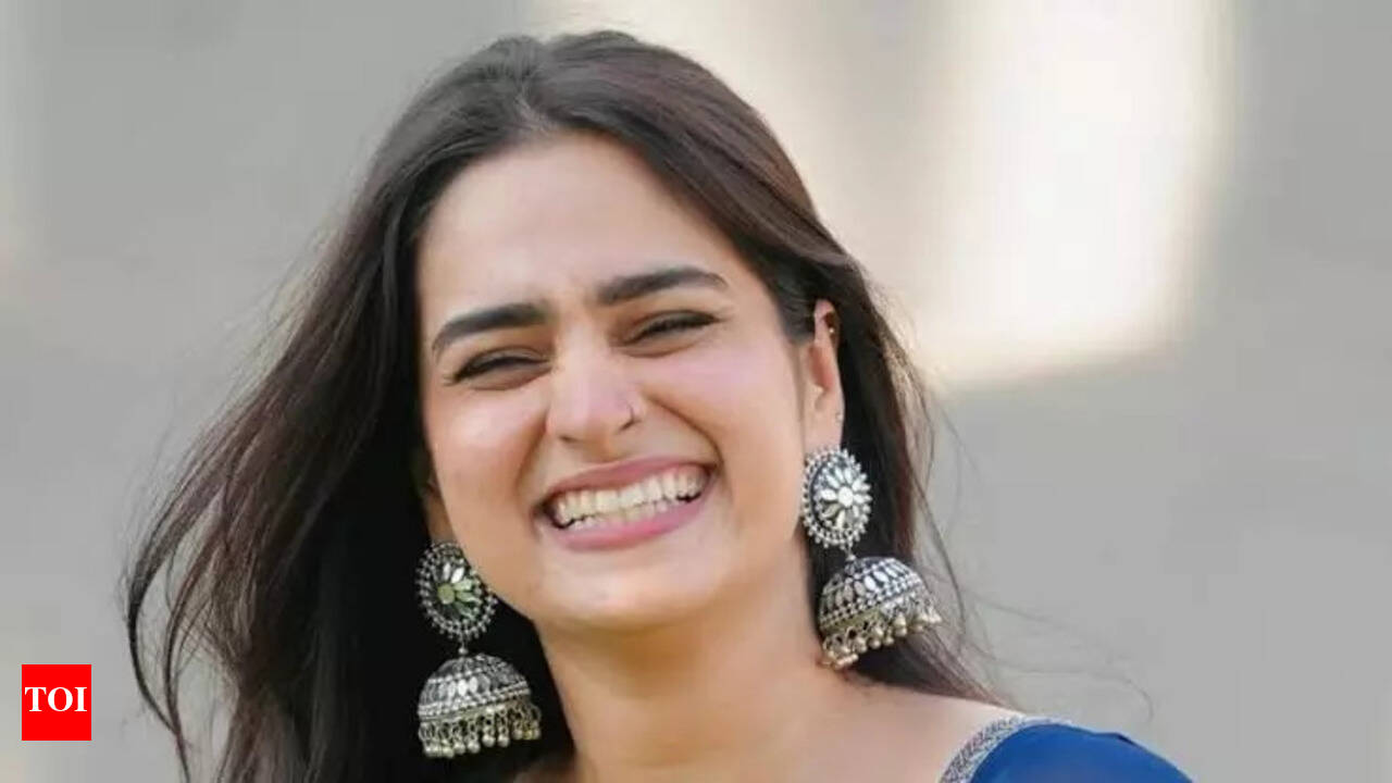 Bigg Boss 17 fame Ayesha Khan opens up about getting body shamed; reveals,  “I was asked to lose weight and..” - The Times of India