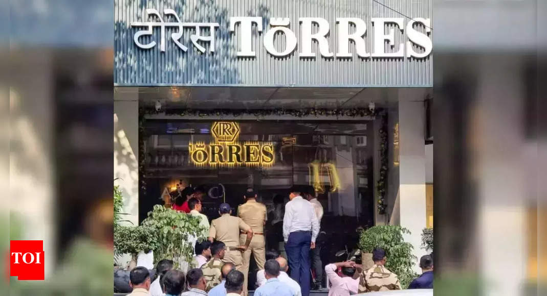 Multi-crore Torres Jewellery fraud case: 7 Ukrainians, 1 Indian accused flee India, Mumbai Police informs Bombay HC