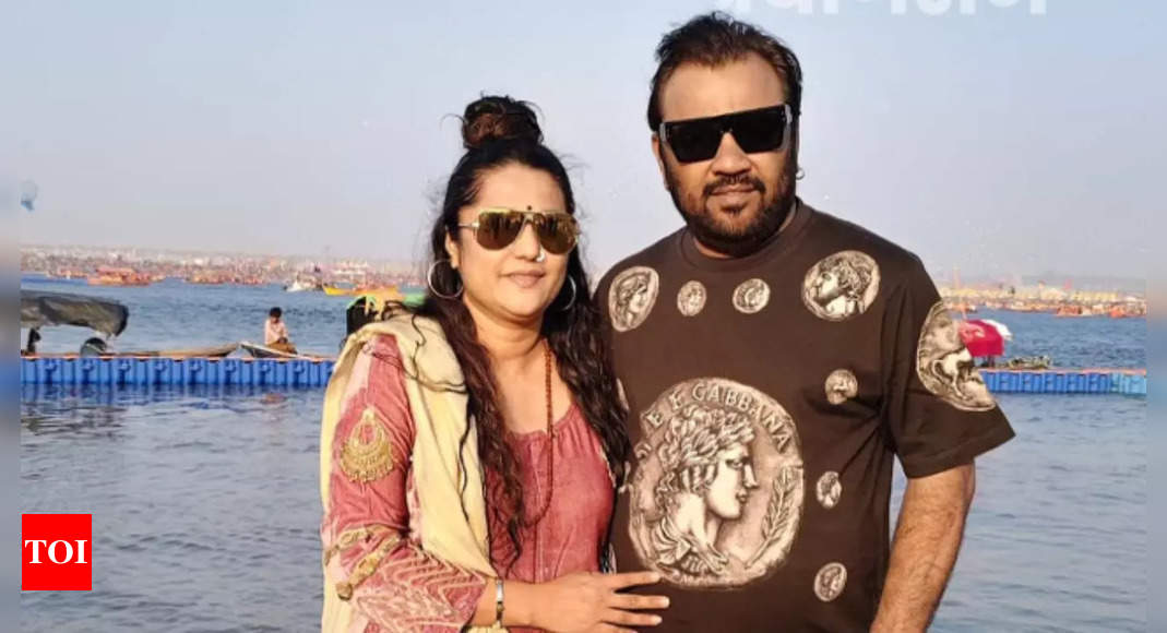 Singer Kirtidan Gadhvi visits Kumbh Mela with wife, shares devotional post - See inside