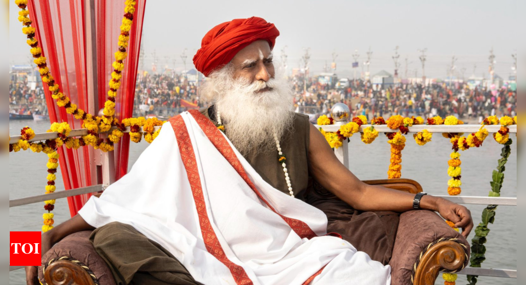 Sadhguru's 10-second rule before eating food can change people's lives