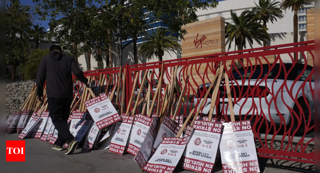 Las Vegas hotel workers union reaches deal with casino to end longest strike in decades