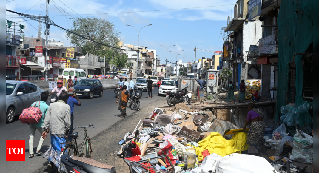 ECR: Encroached Chaotic Road