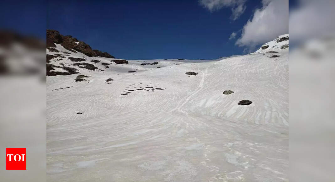Rising dust storms speeding snow melt in Himalayas: Study | Dehradun ...