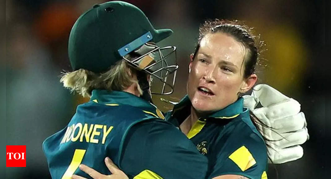 Australia women win Ashes by beating England in the second T20I