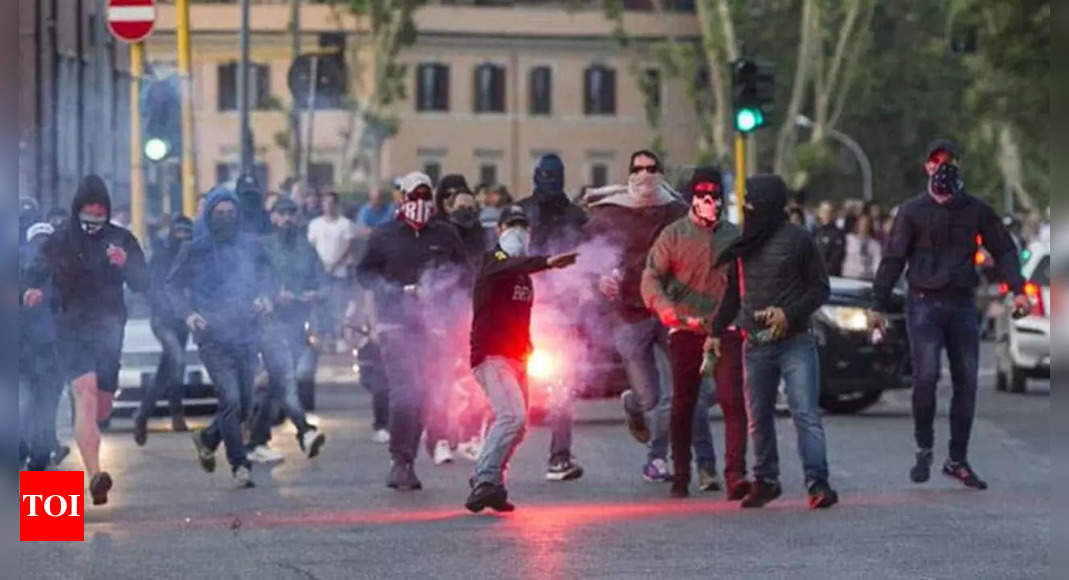 Nine hurt after Lazio fans attack Real Sociedad rivals