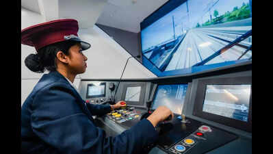 10 Indian Loco Pilots To Get Training & German Lessons | Delhi News ...