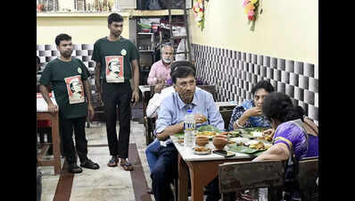 Eateries dish out slice of freedom history with Netaji’s favourites on his birth anniv