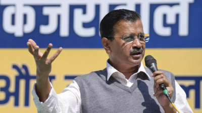 'No one fears EC or law': Kejriwal claims BJP leaders 'openly' giving money, liquor, gold chains to Delhi voters