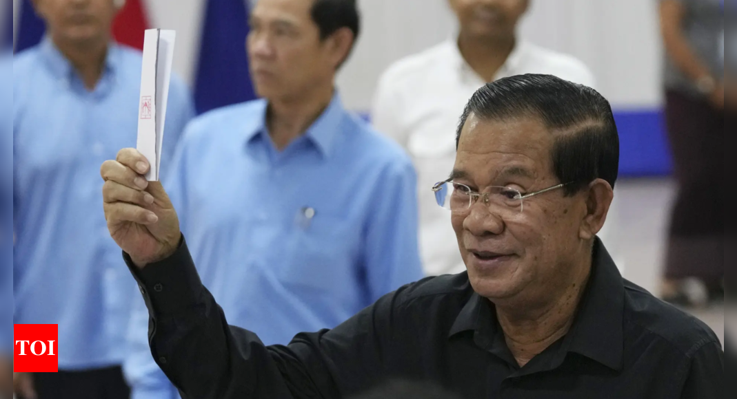 Cambodia's cabinet approves draft law toughening penalties for denying Khmer Rouge atrocities