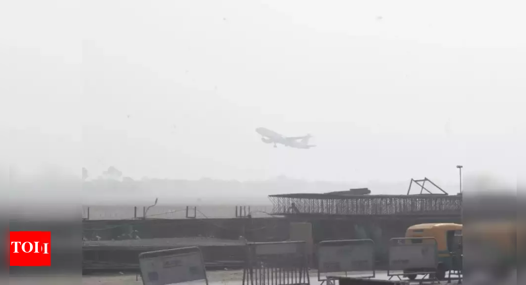 Fog disruption continues at Kolkata airport for third consecutive day