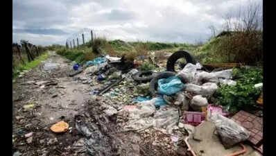 Illegal garbage dumping plagues suburbs of Vij