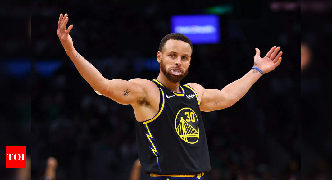 Will Stephen Curry play tonight against the Los Angeles Lakers? Latest update on the Golden State Warriors star's injury report (January 25, 2025)