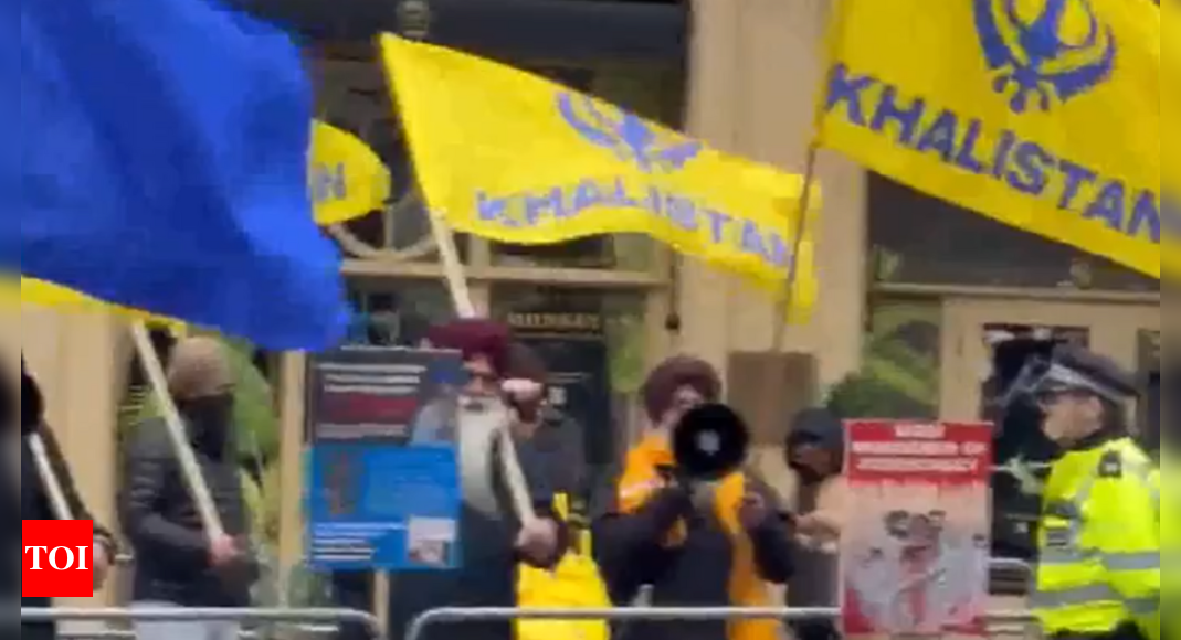 Indians in London counter pro-Khalistan protest with 'Bharat Mata Ki Jai'