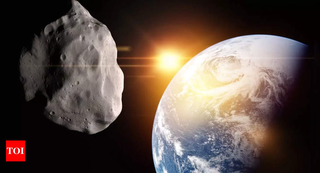 NASA: Massive 100-foot asteroid racing toward Earth– Should we worry?