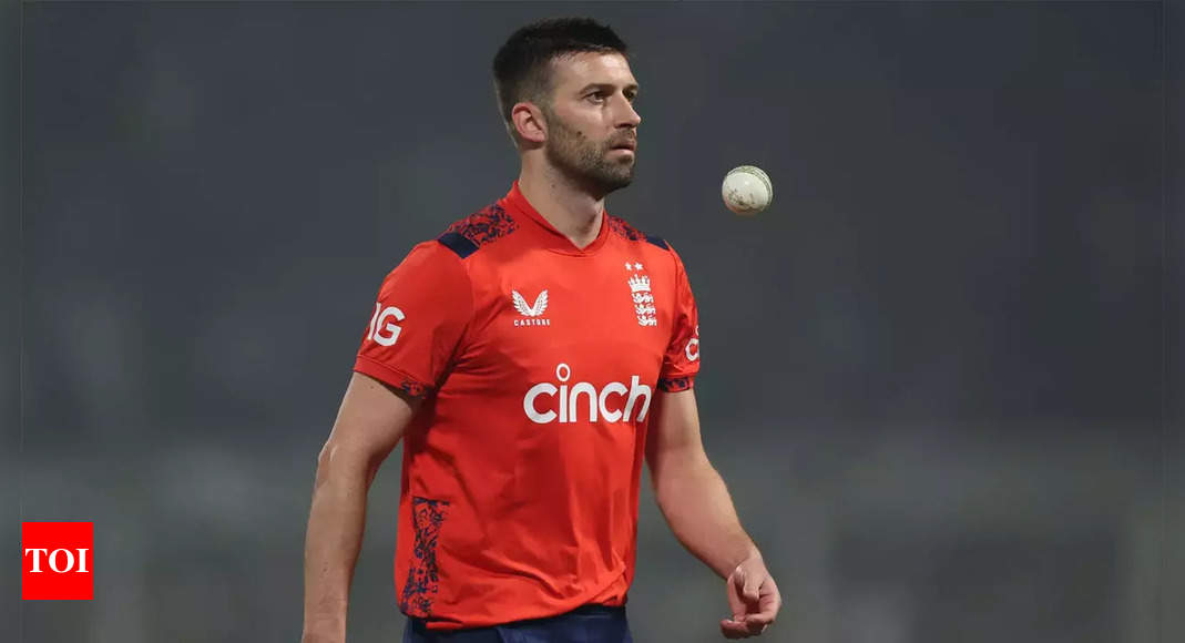 Not worried about leaking runs, trying to take wickets: Mark Wood