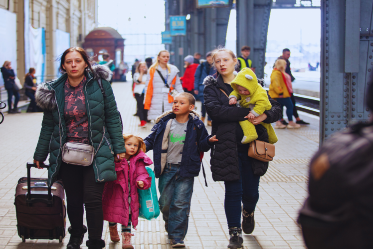 Suspension of asylum and refugee programs