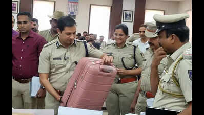 High-profile heist: Police recover 18.3kg gold, Rs 3.8 lakh cash