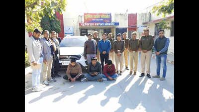 Jaipur cops arrest 3 forillegal blood trafficking Jaipur News - The