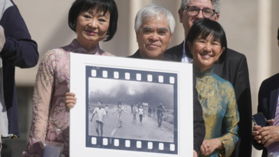 After a half-century of silence, freelancer claims he took the 'napalm girl' photo