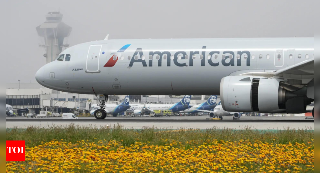 American Airlines employee fatally struck by ramp vehicle at Charlotte Airport